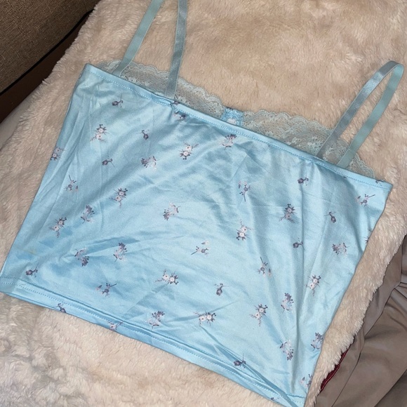 Blue Floral Cami - Picture 4 of 4